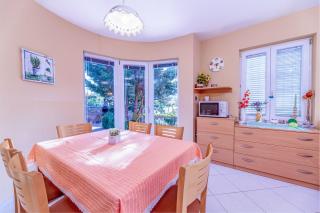 Moderne Ferienwohnung mit Garten, Liegestuhl, WiFi, Klima - Baška - 2