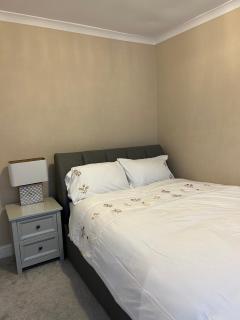 West Kensington 1 - 8
