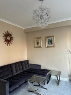 West Kensington 1 - 6