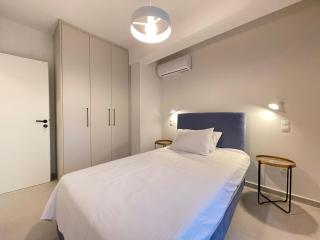 Gleaming apartments near Athens Metro Mall - Athens - 7