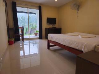 Tea Dale - All rooms with Tea Estate view - Munnar - 3