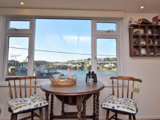 2 Bed in Polruan PC041 - 8