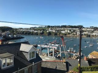 2 Bed in Polruan PC041 - 5