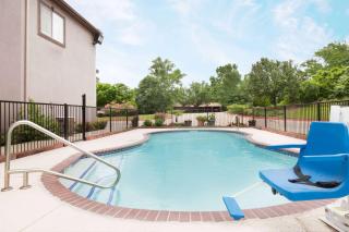 Super 8 by Wyndham Huntsville - Huntsville - 8