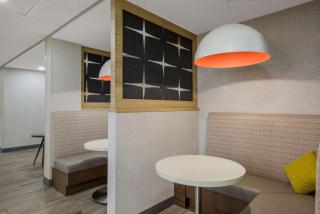Hampton Inn Linden - Linden - 4