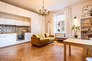 Historical Wine Apartment - Bratislava - 9
