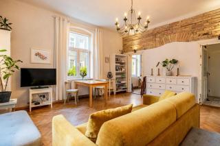 Historical Wine Apartment - Bratislava - 7