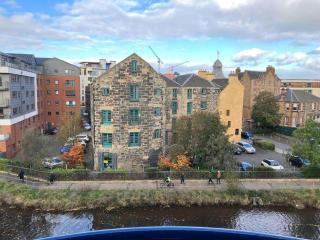 My Waterfront Apartment, views over Water of Leith - 5
