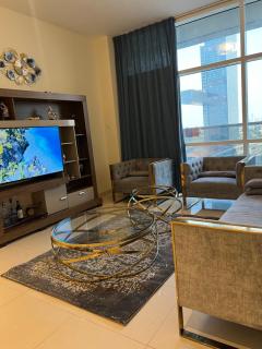 Spacious Flat in Dubai Downtown - 4