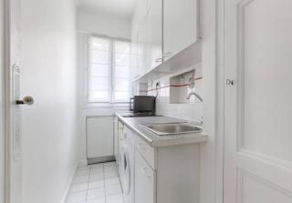 Matignon Saint-Honoré : Magnifique Appartement 1BR - París - 4