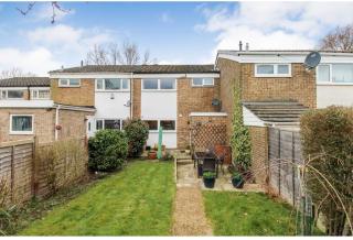 Triple Room in Crawley,Gatwick,West Sussex - Ifield - 2