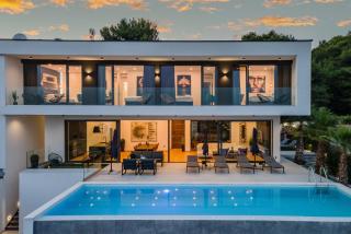 Luxury TABOO Villa & Spa in Medulin for 8 people with heated pool- wellness & sea view - Medulin - 0