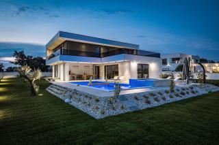 Villa MaEm in Central Istria for families with Sauna, Whirlpool & Sea View - Juršići - 4