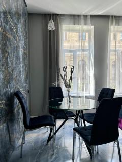 Family Residence Boutique Apartments 4 - Lwiw - 1