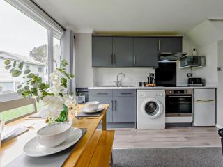 2 Bed in Freshwater East FB211 - Stackpole - 9