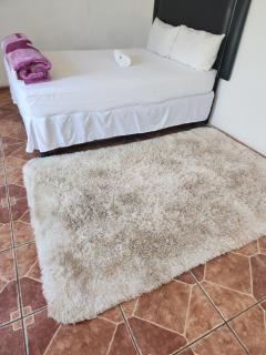 HUNTERS NEST GUEST HOUSE BRONKHORSTSPRUIT - 4