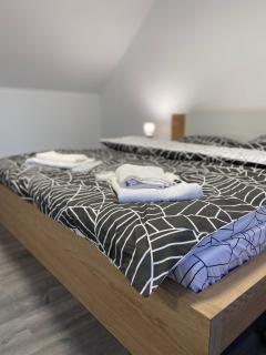 Sunny Hill Apartments - Sînpetru - 0