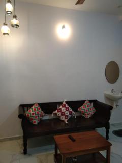 Tree Shadow Home Stay - Mamallapuram - 9