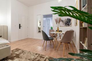 Chic Living in the Heart of Bucharest: Piata Natiunilor Unite Studios - 3
