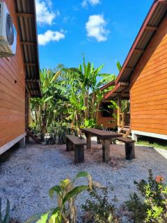 Nana Bungalows - Ban Tan - 5