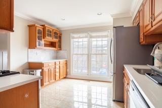 Fairfax 3br w backyard nr shopping mall park WDC-780 - 5