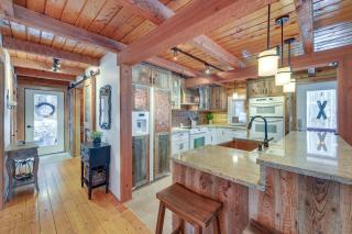 Dreamy Alpine Cabin with Hot Tub, Fireplace and More! - 1