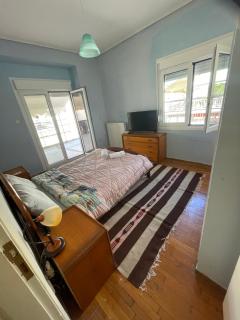 Acropolis view 3 shared room2 - 5