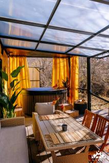 Gipsy Village Park Hotel - Asuretʼi - 1