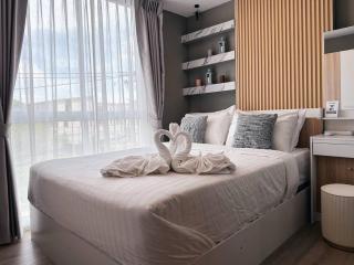 chateau in-town Near Chatuchak - 2