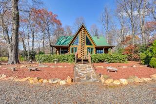 Rustic Fancy Gap Cabin with Blue Ridge Parkway Views - 9