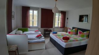 Schlossblick keine Montagewohnung - - 5