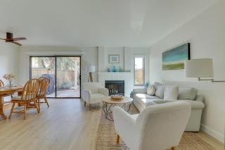 Extended Stay Near Beach! Carlsbad Condo w/ Pool - 1
