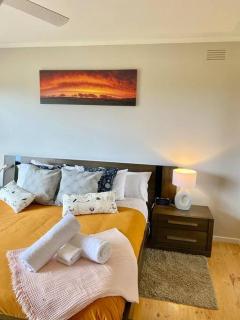 Saltwater Haven - Pets Welcome. Wifi. Amazing View - Apollo Bay - 3