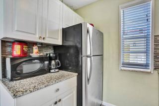 Chic Studio Apartment in Hollywood Beach - Hollywood - 8