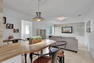 Waves Beach Town 2BR Apartment - Pompano Beach - 6