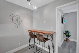 Rustic Retreats Beachy 1BR for 4 guests in the heart of Fort Lauderdale - Fort Lauderdale - 8