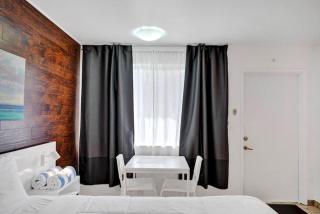Waves Beach Town Studio Apartment - Pompano Beach - 8