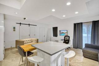 Waves Beach Town 2BR Apartment With Balcony - Pompano Beach - 1