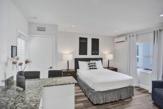 Beach Isles Modern Studio Apartment in Fort Lauderdale - Fort Lauderdale - 2