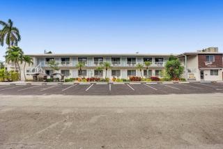 Waves Beach Town Cozy Studio Apartment - Pompano Beach - 8