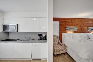 Waves Beach Town Cozy Studio Apartment - Pompano Beach - 8