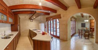 5 Bedroom Farmhouse with Private Pool & Views - Għarb - 3