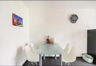 Günstiges grünes Ferienzimmer mit separater moderner Dusche - 3