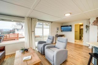 Cozy Grand Coulee Home with Deck and Views! - 6