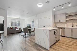 PURE SUITES 2 BED DOWNTOWN PHOENIX POOL GYM - Phoenix - 4
