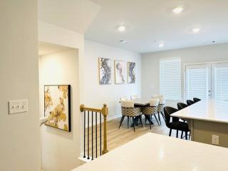 Luxury Townhome in Fayetteville - Fayetteville - 5