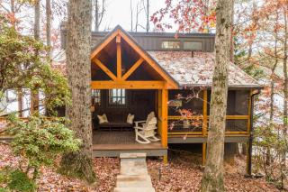 Lakeside Hideaway - 5