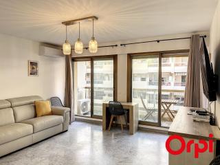 Appartement climatisé avec terrasse, centre-ville de Menton, à deux pas des plages - FR-1-647-24 - Menton - 0