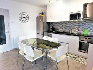 Apartamento en Roses para 5-6 personas, 2ª línea de playa, terraza, parking, sin mascotas, sábanas incluidas - ES-258-41 - Roses - 5