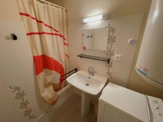 Appartement 2 Chambres - Spacieux, Face Mer, Parking Privé - FR-1-323-333 - Saint-Jean-de-Monts - 2